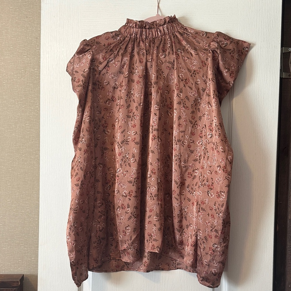 Doe & Rae Mauve Floral Blouse